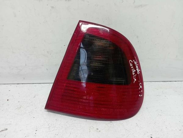 FEU ARRIERE DROIT SEAT CORDOBA - Vue 1